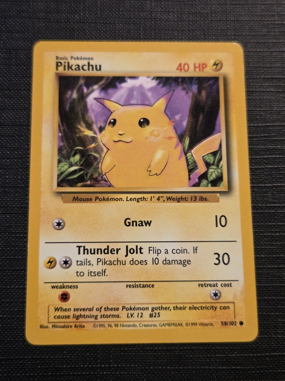 Pokemon Base Set 1999 Pikachu (Yellow Cheeks) Trading Card (58/102)